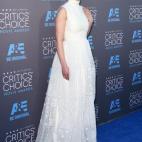 5c8a9ba6250000bd05815dee