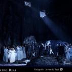 5c8b125d2500001304c9fa22