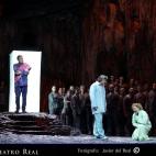 5c8b12602300000401240a42