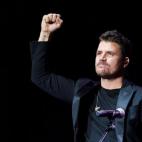 &ldquo;A la pol&iacute;tica de nuestro pa&iacute;s le sobra emoci&oacute;n, parecen equipos de f&uacute;tbol, y le falta m&aacute;s una voluntad de solucionar esto entre todos y de devolver a la ciudadan&iacute;a lo que ha estado haciendo durant...