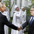 5c8a556a260000e804fe383b