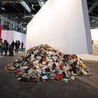 5c8a7972360000a61b6b8430