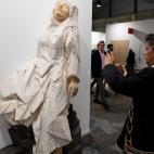 5c8a7979360000a61b6b843c