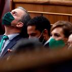 El diputado de Vox, Ortega Smith, durante la intervenci&oacute;n de S&aacute;nchez.