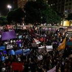 5c8b75e92400000a05a4c676