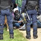 5c8b7a772400006b054d951b