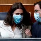 La ministra de Igualdad, Irene Montero y el de Consumo, Alberto Garz&oacute;n.