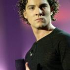 5c8a6eb8260000e804fe57da