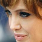 5c8a7612250000bd05812c30