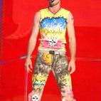 5c8aaa65250000e203c9697c