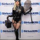 5c8b7ddc3b000054066db867