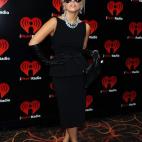 5c8b7ddd3b000002076db869