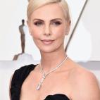 Empez&oacute; a modelar a los 16 a&ntilde;os en pasarelas de Europa y Nueva York. En Nueva York se matricul&oacute; en la compa&ntilde;&iacute;a de danza Joffrey Ballet School, aunque tuvo que abandonar su sue&ntilde;o por una lesi&oacute;n...