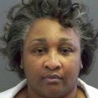 ARCHIVO _ Esta foto sin fecha proveída por el Departamento de Justicia Criminal de Texas muestra a Kimberly McCarthy, que está en el pabellón de los condenados en Texas por el asesinato en 1997 de una vecina durante un robo. Un juez de Texas ...