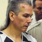 ARCHIVO - La imagen del 13 de abril de 2011 muestra a Rodney Berget, que ahora espera ser ejecutado por matar a un custodio en un intento de fuga en prisión, en Sioux Falls, Dakota del Sur. Su hermano mayor Roger Berget pasó 13 años en el pab...