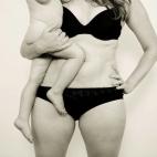 Fotografiada por Ashlee Wells Jackson en el marco de "4th Trimester Bodies Project."