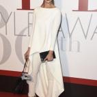 5c8b7fee2300003000e85acb