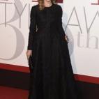 5c8b7ff0240000f7054da3e3