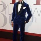 5c8b7ff222000051001b111d