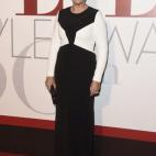 5c8b7ff52500001304cad3cb