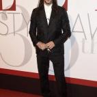 5c8b7ff7200000430470eba6