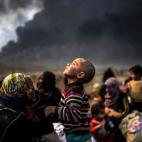 Familias iraquíes abandonan Mosul