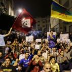 5c8adf4e360000c81a6c3711