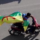 5c8adf4f240000f7054c9a0e