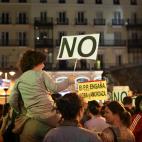 5c8b1abe240000f404a417ba