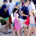 Froilán se encuentra con sus primos