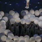 5c8b5e942300003000e80544