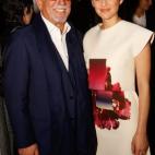 5c8b68cf360000c81a6d033a