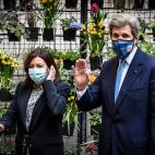 613f4bd62600008800540adf