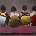 5c8ae3053b000054066cbd27