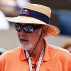NEW YORK, NY - SEPTEMBER 08: Actor Sean Connery attends the men's singles semifinal match between Andy Murray of Great Britain and Tomas Berdych of Czech Republic on Day Thirteen of the 2012 US Open at USTA Billie Jean King National Tennis Cent...