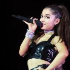 La cantante italoamericana comparte su vida y experiencias con millones de personas. Su nick es moonlightbae.