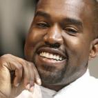 El polémico pero talentoso rapero, diseñador, cantante, productor y todos los oficios que se le ocurran da rienda suelta a su mente en Snapchat, donde no deja a nadie indiferente. Su nick es: TheMrWest.