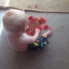 "Preparando salsa... en la alfombra".