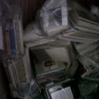 @Rammoncho #mibiblioteca La tengo bien organizada ! pic.twitter.com/ZcUbwtgpgh