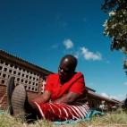 Ennerti Williams espera a ser atendida en una revisión de cáncer de cuello de útero.