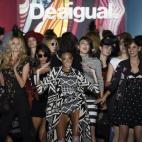 Desfile de la firma catalana Desigual en la 61ª Mercedes Benz Fashion Week Madrid.