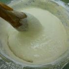 Sigue los pasos explicados en la entrada pissaladiere de cebolla, atún y anchoa o pizza provenzal o pissaladiere