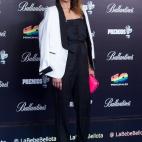 5c8ad8f1220000510019fc2f