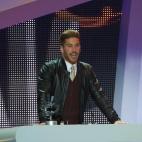 5c8a413d360000a61b6b3bb4