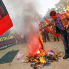 5c8aa9f32400006c05a3728b