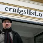 "Soy un empollón, un ratón de biblioteca y mucha gente se cansó de mí cuando trabajaba para IBM en Detroit en los ochenta. Mi jefe me llegó a decir que me había convertido en un problema para la mayoría de mis compañeros". Sin embargo,...