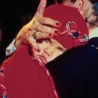 5c8b1177230000dd04240844