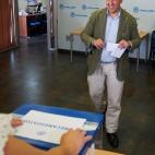 5c8a3c7d260000ea04fe1611