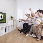 El sueño de muchos se hace realidad: un estudio de la Universidad de Western Sydney demostró recientemente que ver en TV es bueno para la salud. No hay que confundir sus beneficios con los que aporta practicarlo pero lo cierto es que ayuda a i...