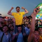 5c8a3f1a250000520680e4a5